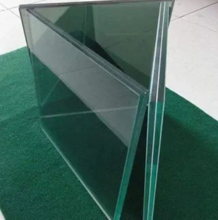 Extra-Clar Tempered Over Laminated Glass 6.38mm com filme PVB incolor