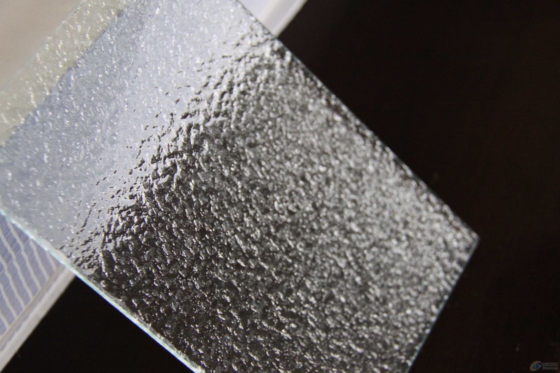 Vidro transparente com padrão 220-2800 mm usado para decoração de janelas