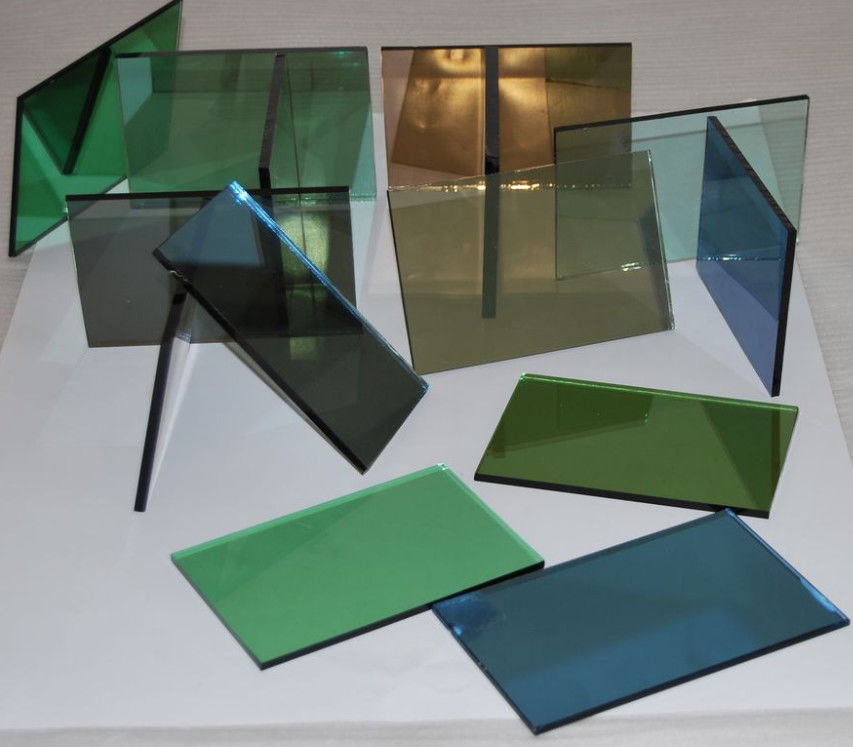 Construção de vidro flutuante refletor com cores azul/verde/bronzado/amarelo