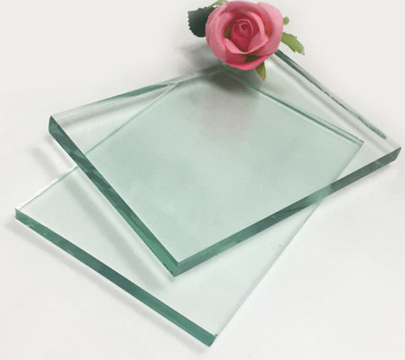 Tamanho/espessura de vidro transparente personalizado para parede de cortina/vidro de chão/florestal/estufa