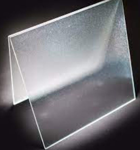 Vidro de painel solar fotovoltaico transparente personalizado e endurecido com baixo revestimento de ferro/vidro anti-oxidação à venda