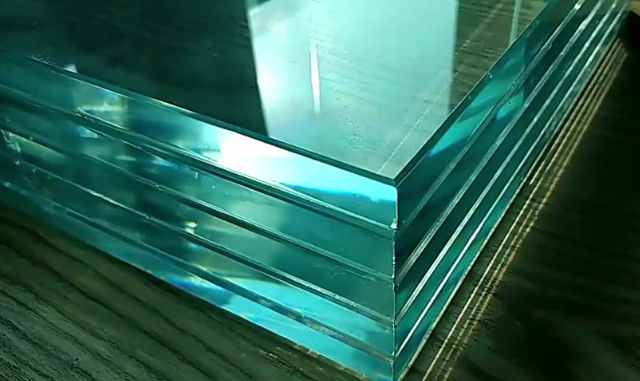 Vidro transparente temperado sobre vidro laminado 6.38/10.38/16/12 /13.52 mm Borda polida de ferro baixo