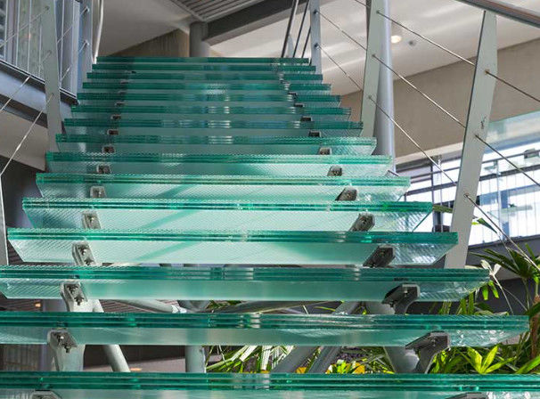 6.38mm 8.38mm 10.38mm 12.38mm Vidro laminado PVB de cor clara com certificado CSI、CE、SGCC para vidro de construção